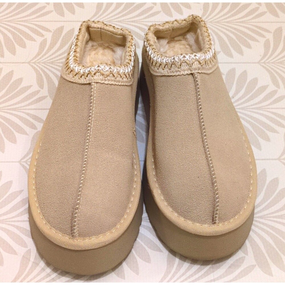 Beige Faux Suede Mule Slippers Faux Fur Lined Slip-On US women's 5.5 or 6